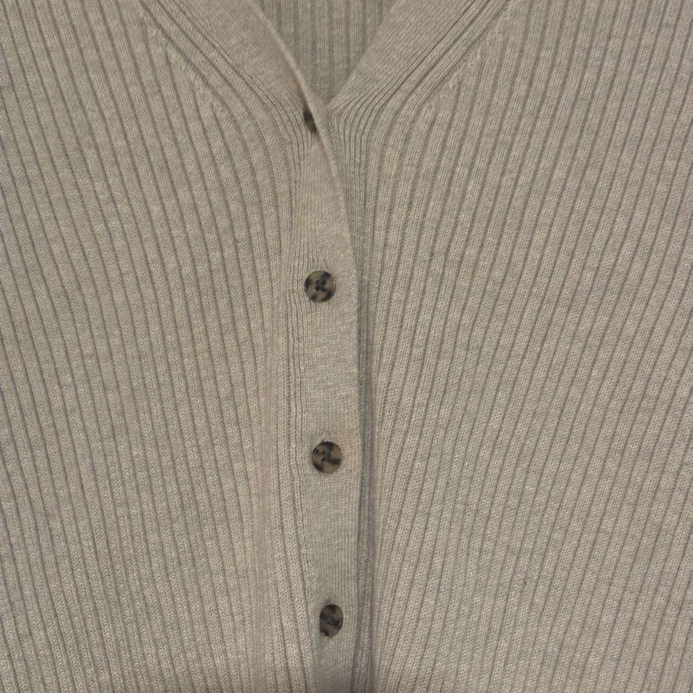 GAP Cobblestone Ribbed Button-Up Cardigan - Picture 3 of 6